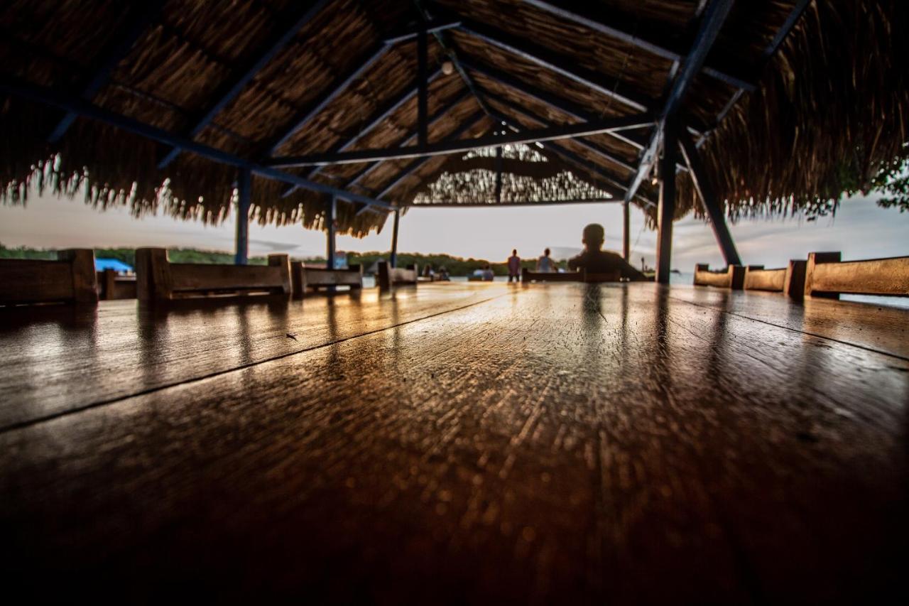 Isla Los Erizos Ecohouse Isla Grande  Buitenkant foto