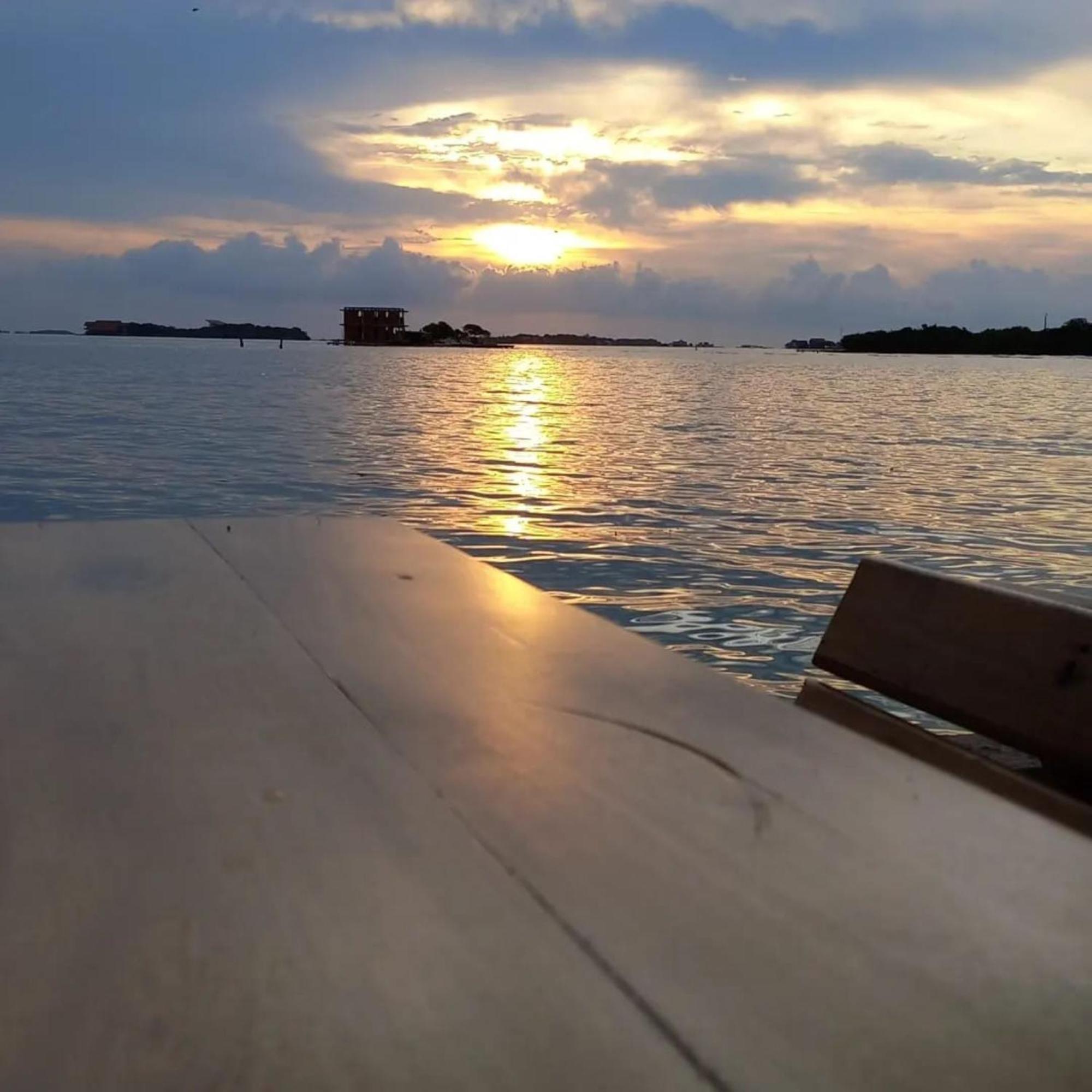 Isla Los Erizos Ecohouse Isla Grande  Buitenkant foto